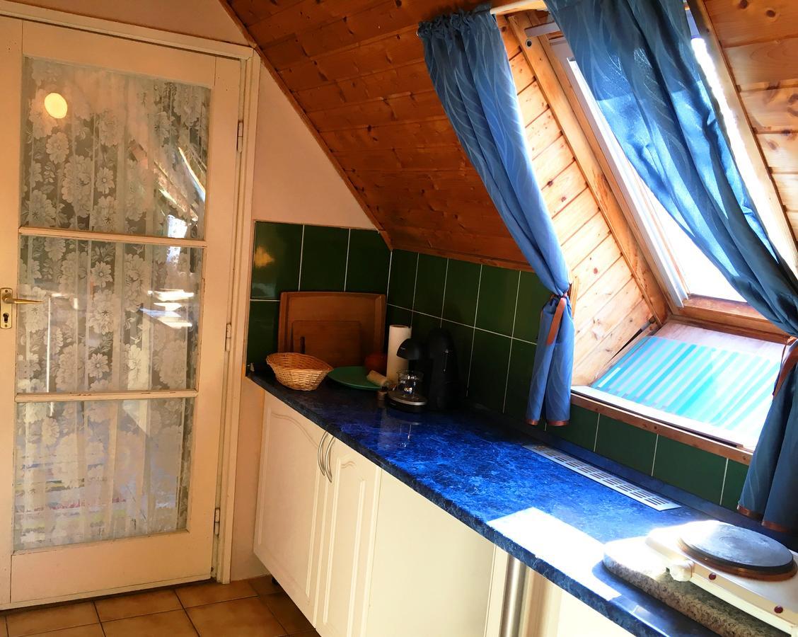 Appartamento Bóbita Háza Eplény Esterno foto